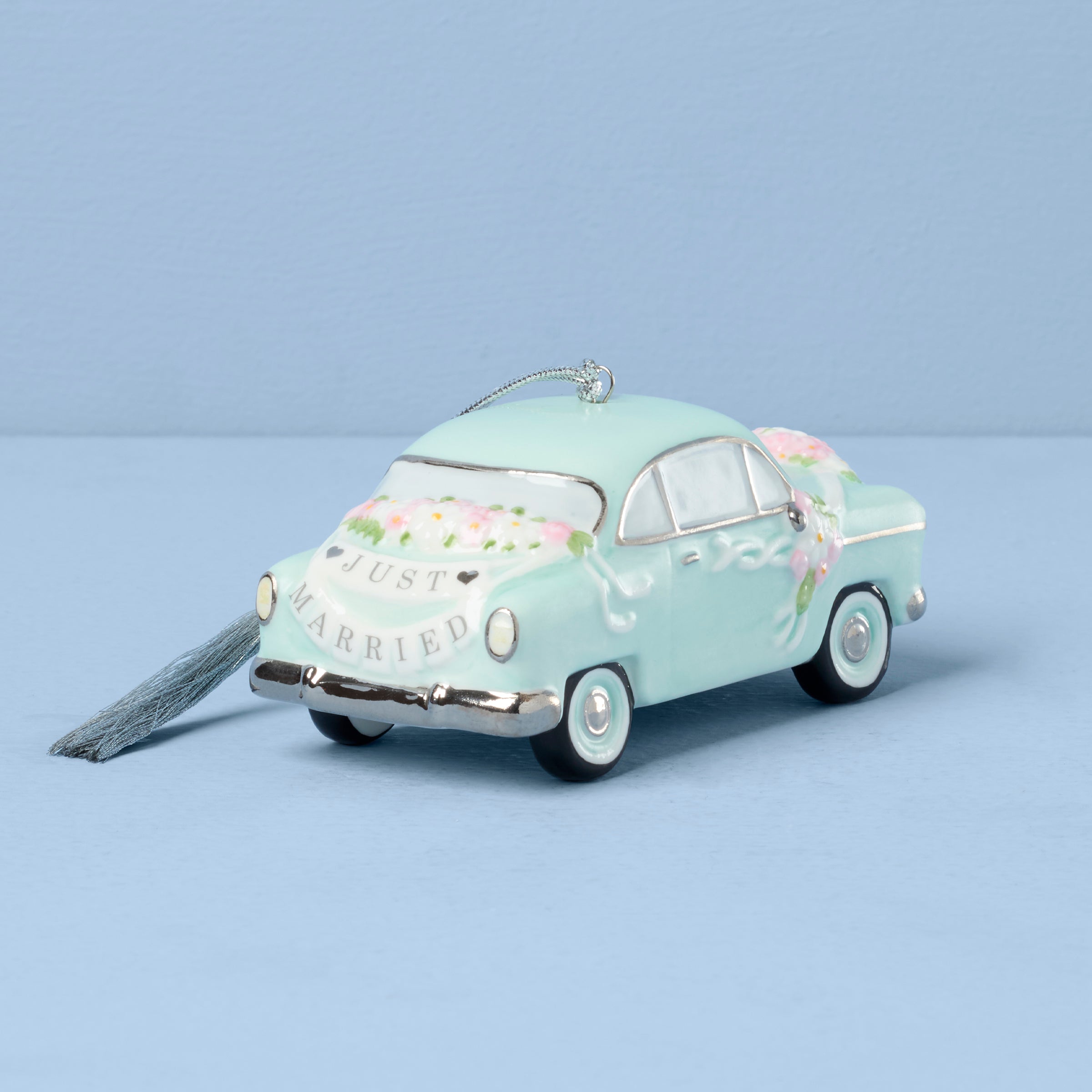 Lenox Westmore 2026 Just Married Vintage Car Ornament - Image 2