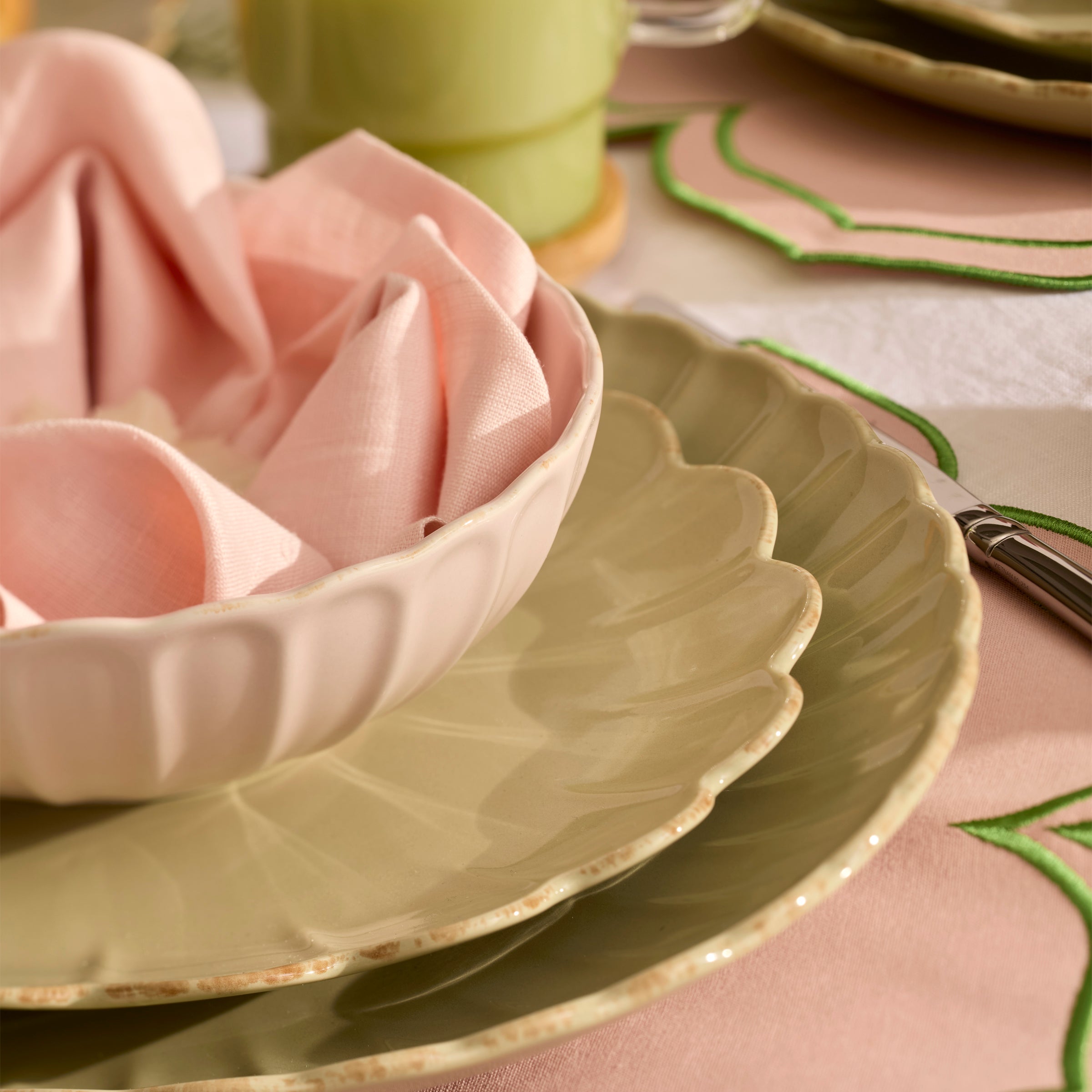 Lenox Westmore French Perle Scallop Matcha 24-Piece Dinnerware Set - Image 4