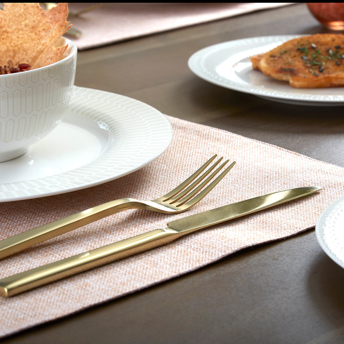 Lenox Westmore Chefs Table Champagne 20 Piece Flatware Set - Image 4