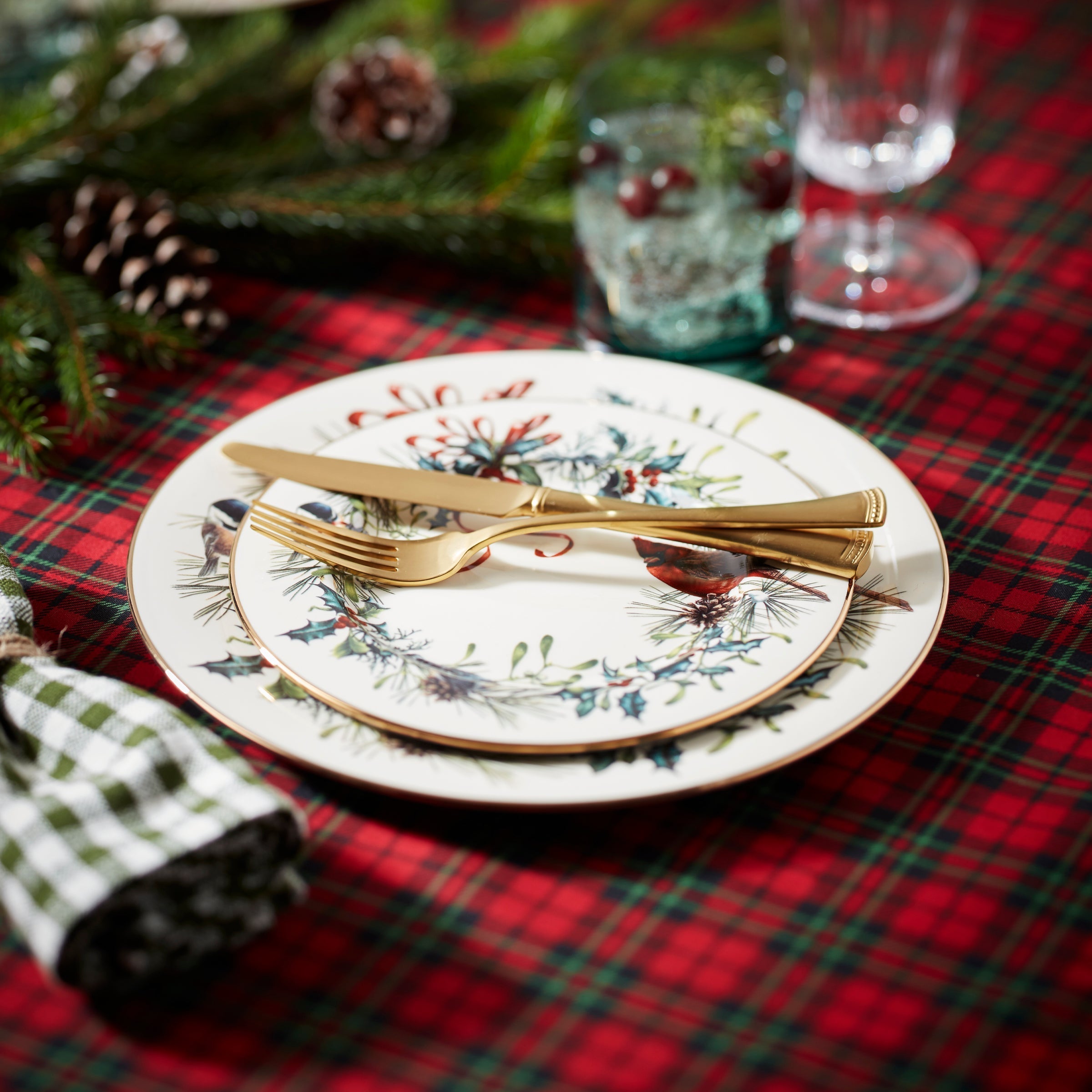 Lenox Westmore Winter Greetings 12-Piece Dinnerware Set - Image 6