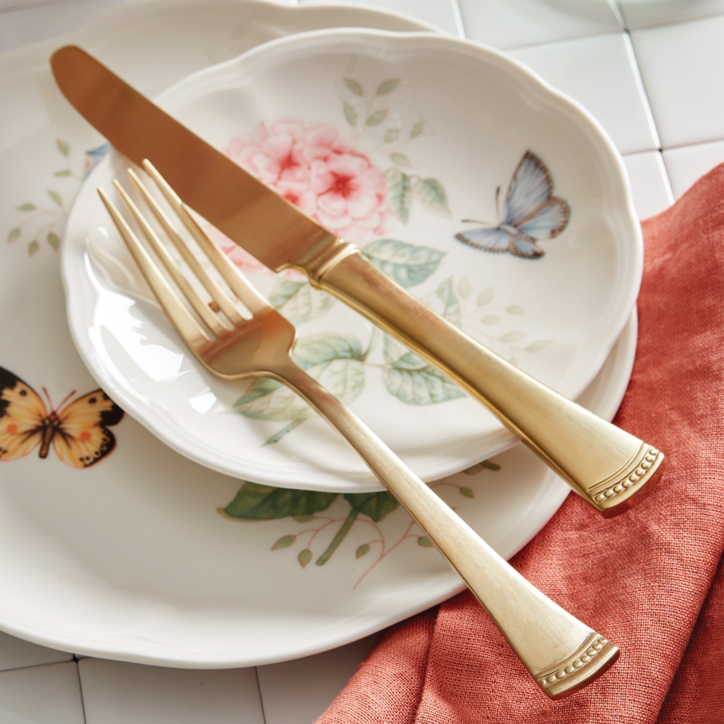Lenox Westmore Portola Gold Satin 20-Piece Flatware Set - Image 13
