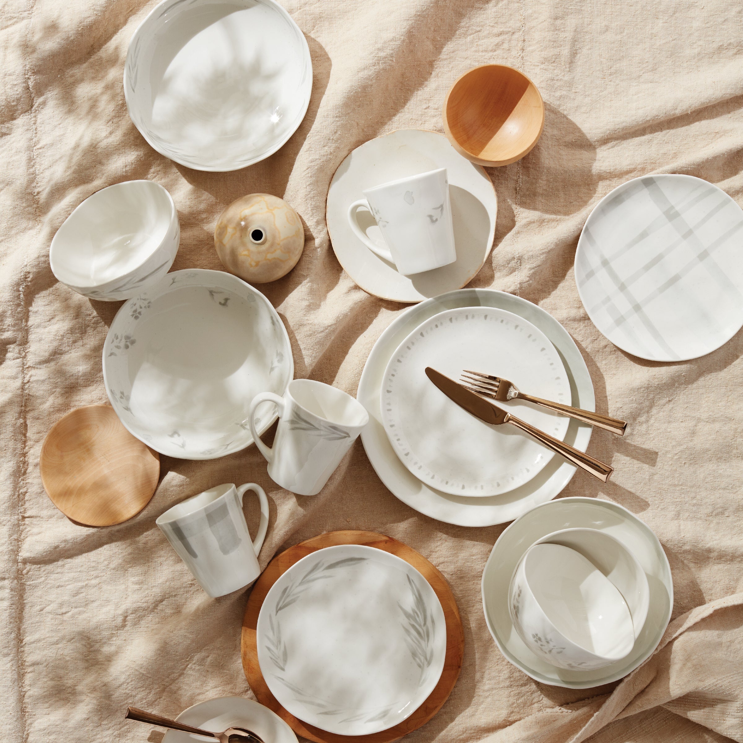 Lenox Westmore Oyster Bay 12-Piece Dinnerware Set - Image 13