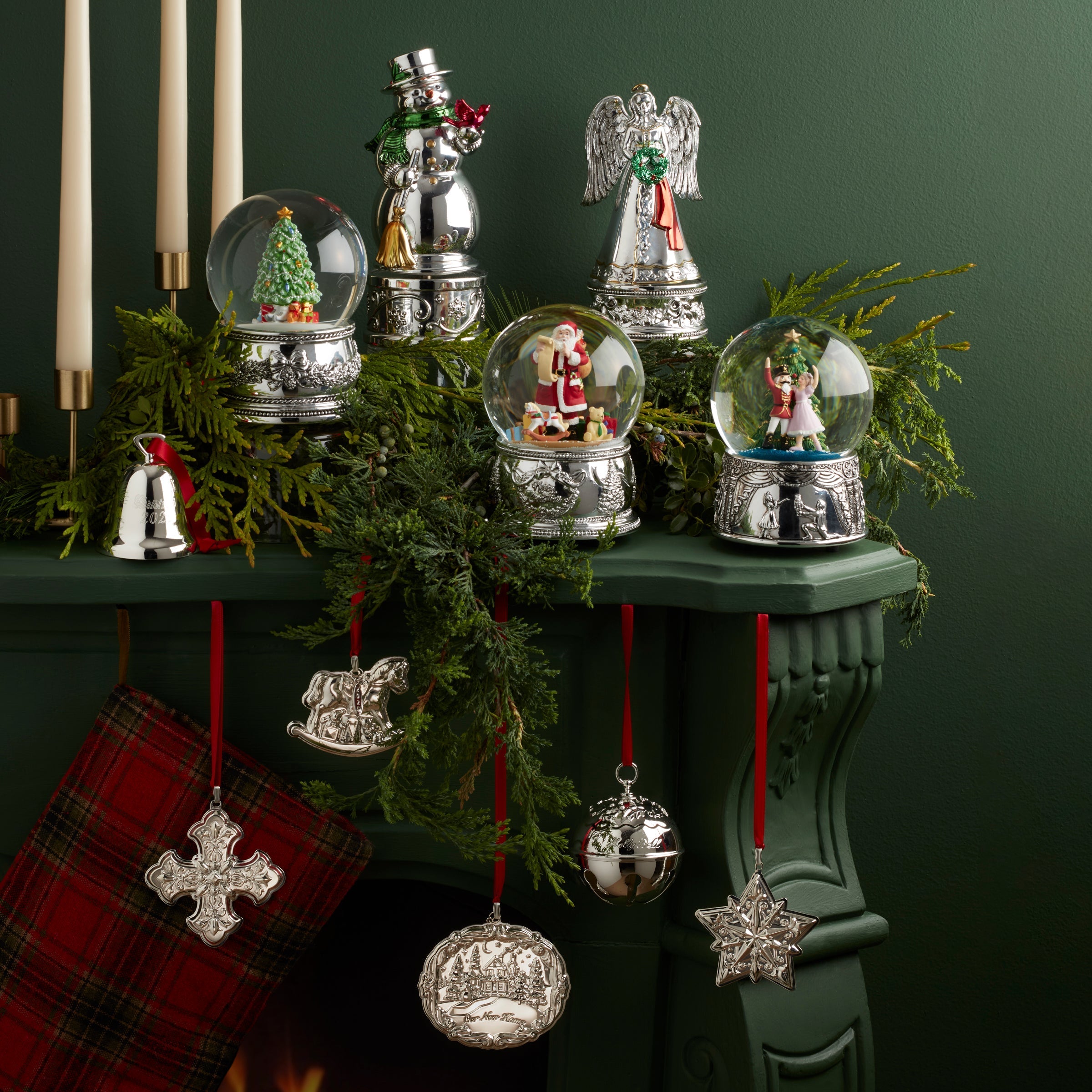 Lenox Westmore Winter Traditions Santa Snow Globe - Image 2