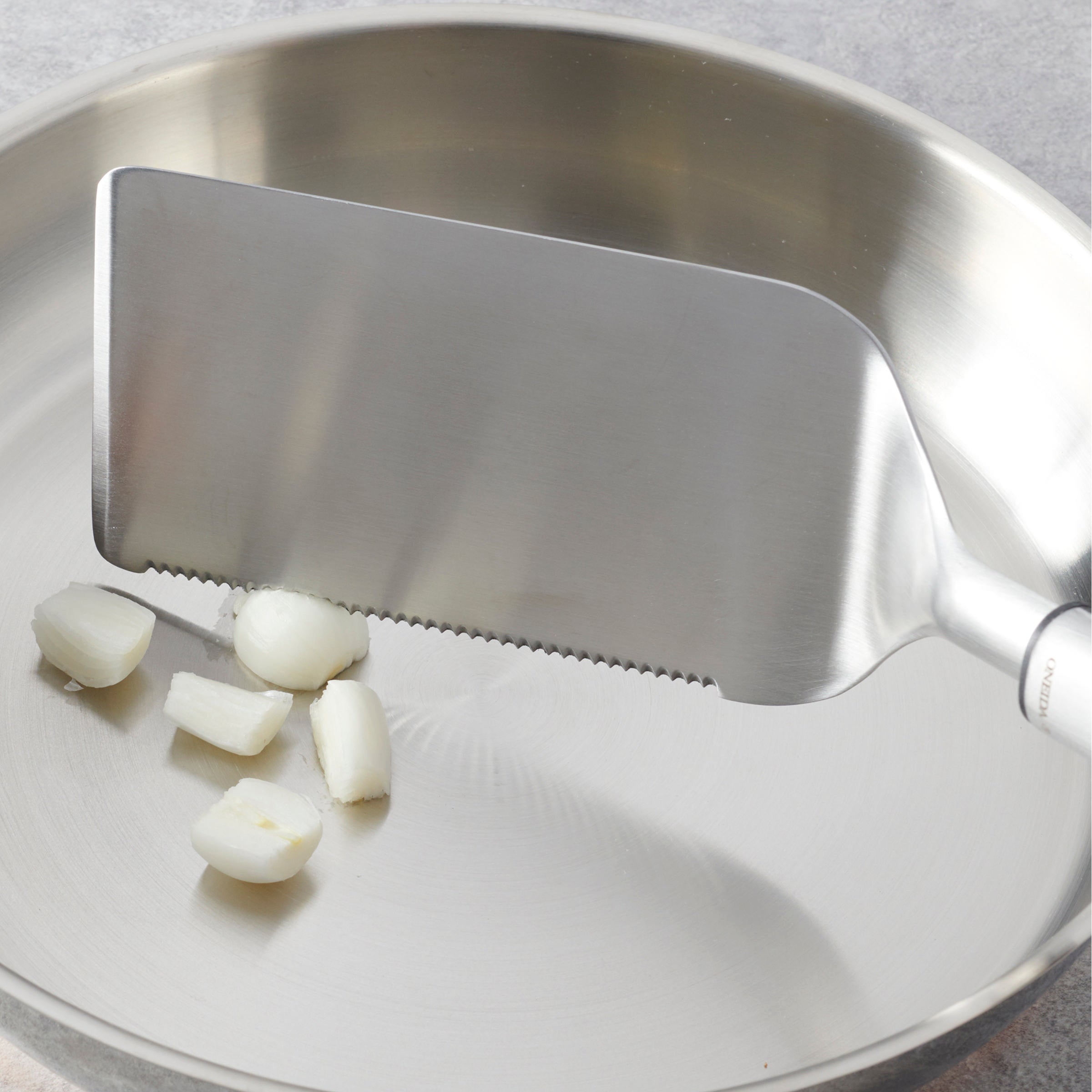 Lenox Westmore Elite Gadgets Stainless Steel Griddle Turner - Image 3