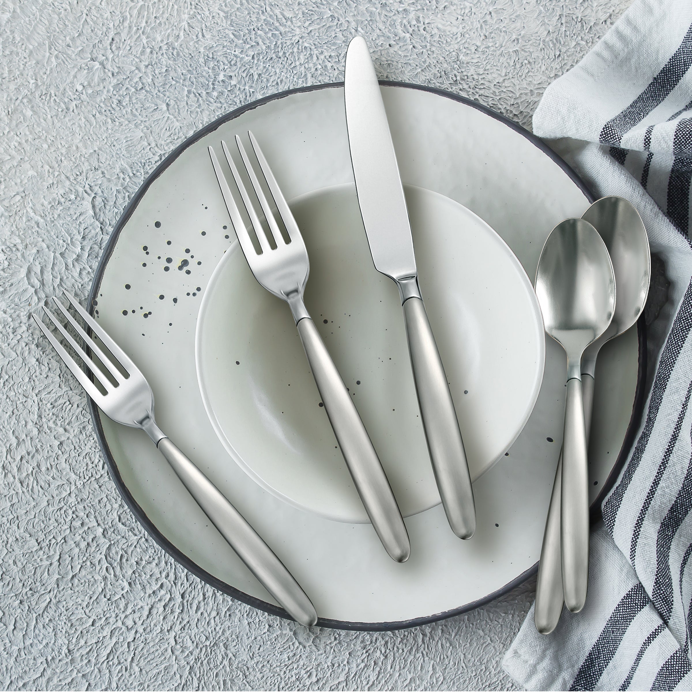 Lenox Westmore Tidal Frosted 30-Piece Flatware Set - Image 3