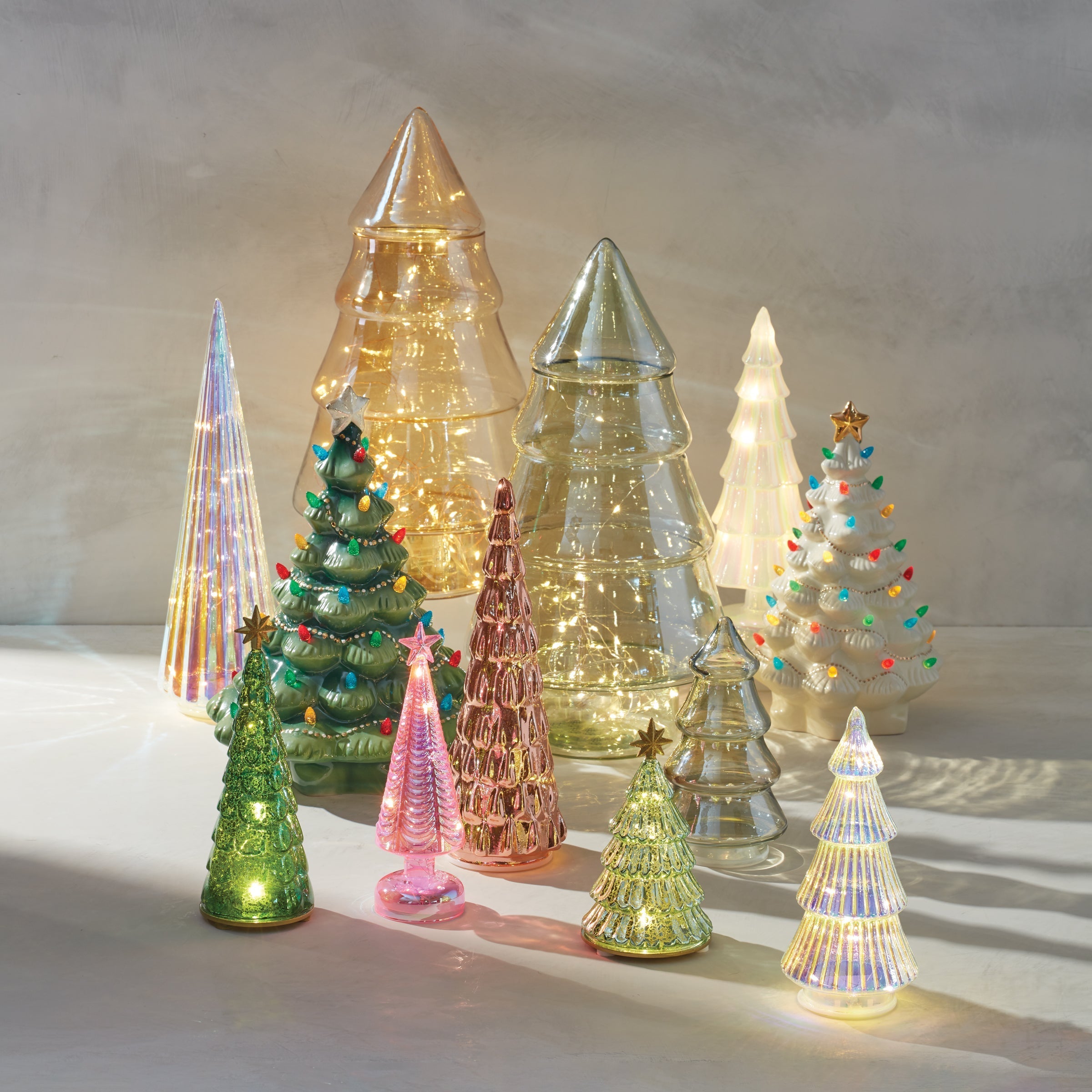 Lenox Westmore Treasured Traditions Green Lit Tree - Image 2