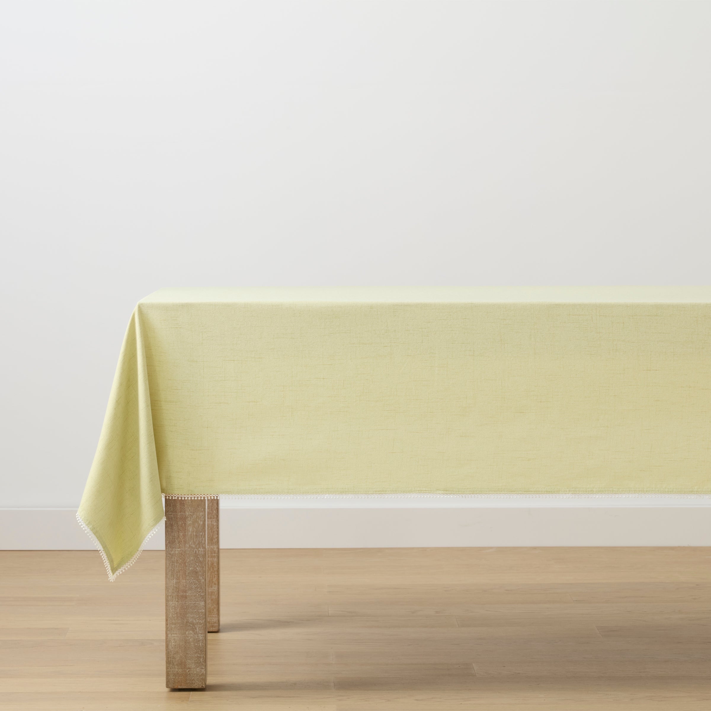 Lenox Westmore French Perle Pistachio 60x120 Tablecloth