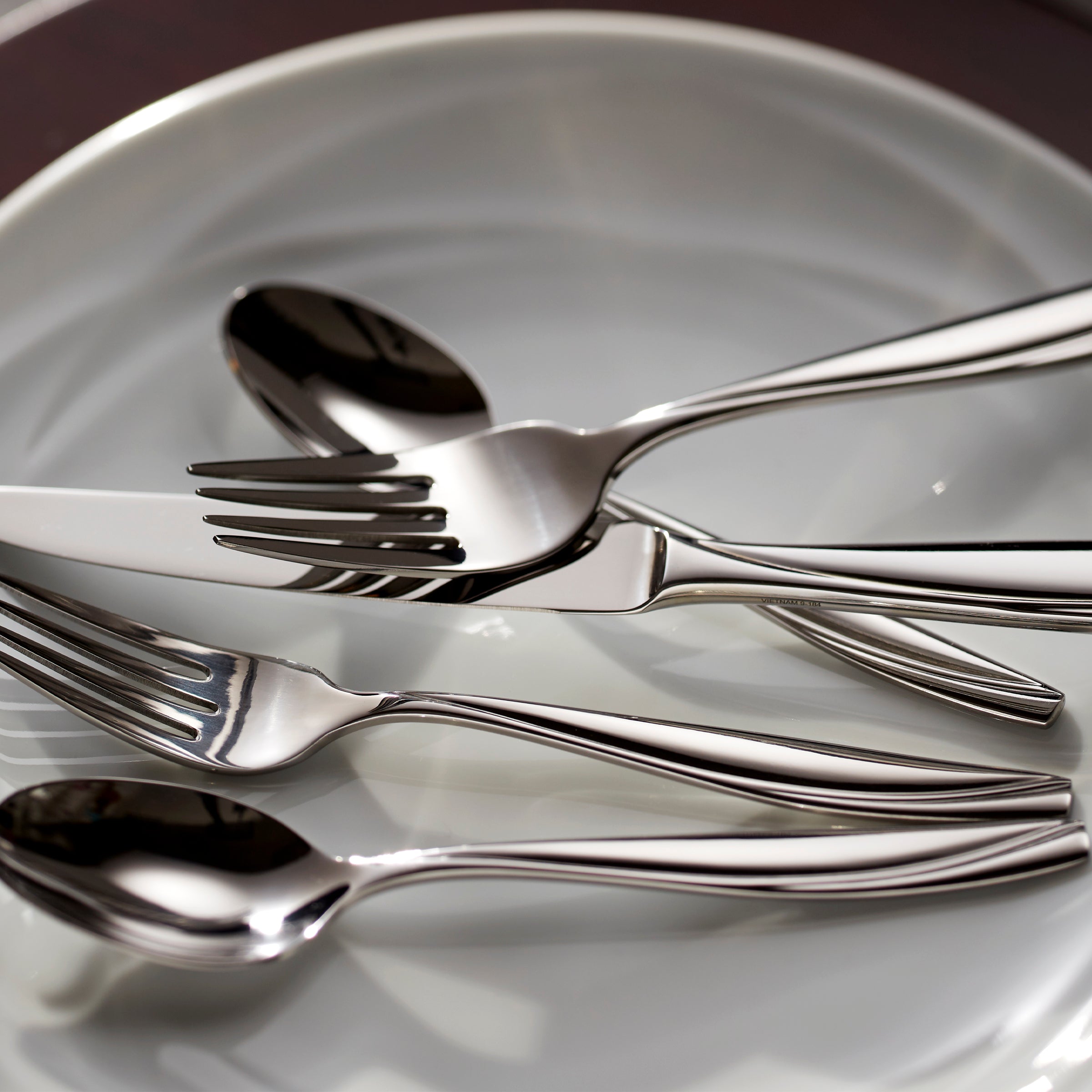 Lenox Westmore Camlynn 20-Piece Flatware Set - Image 2