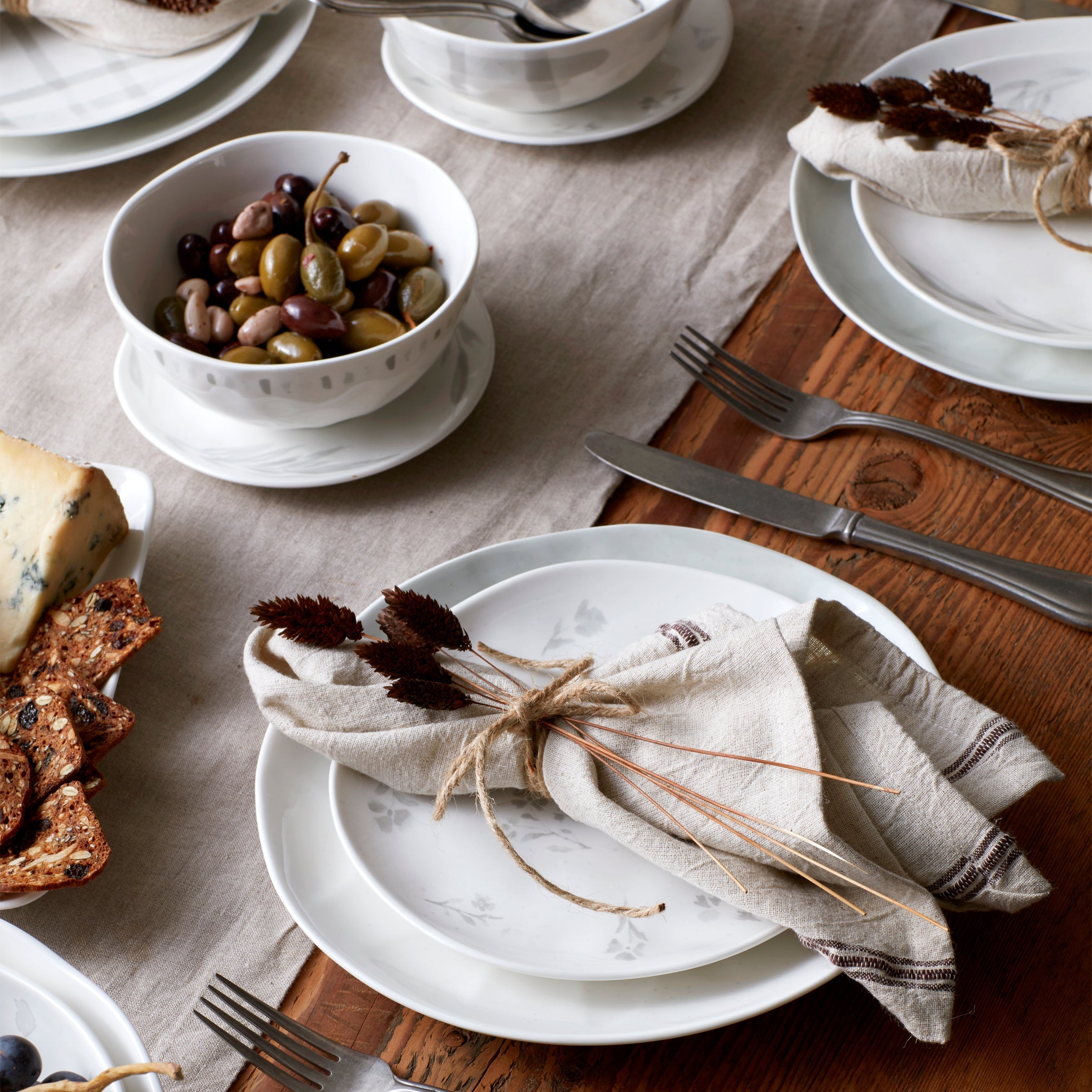 Lenox Westmore Oyster Bay 12-Piece Dinnerware Set - Image 4