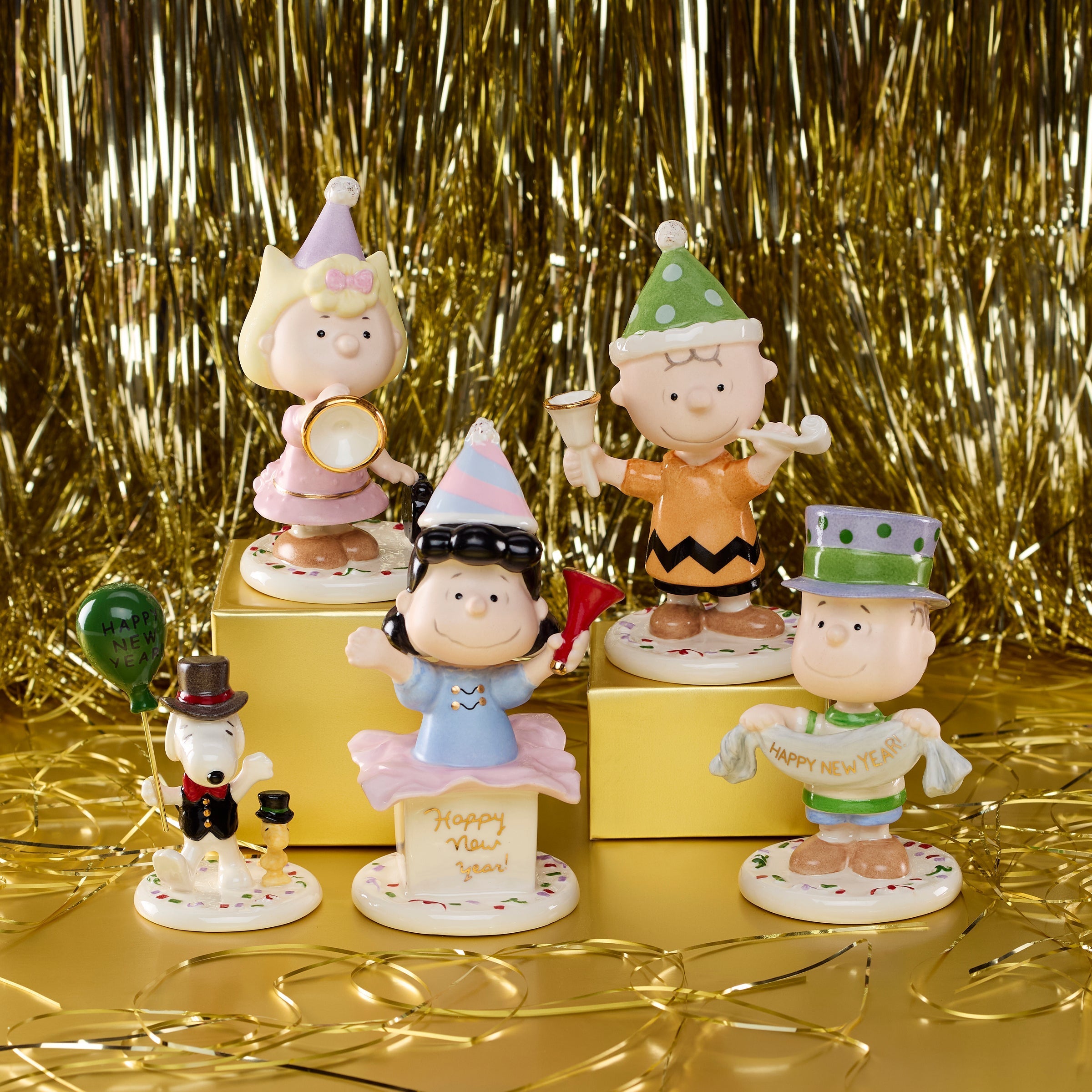 Lenox Westmore Happy New Year Charlie Brown 5-Piece Figurine Set - Image 2