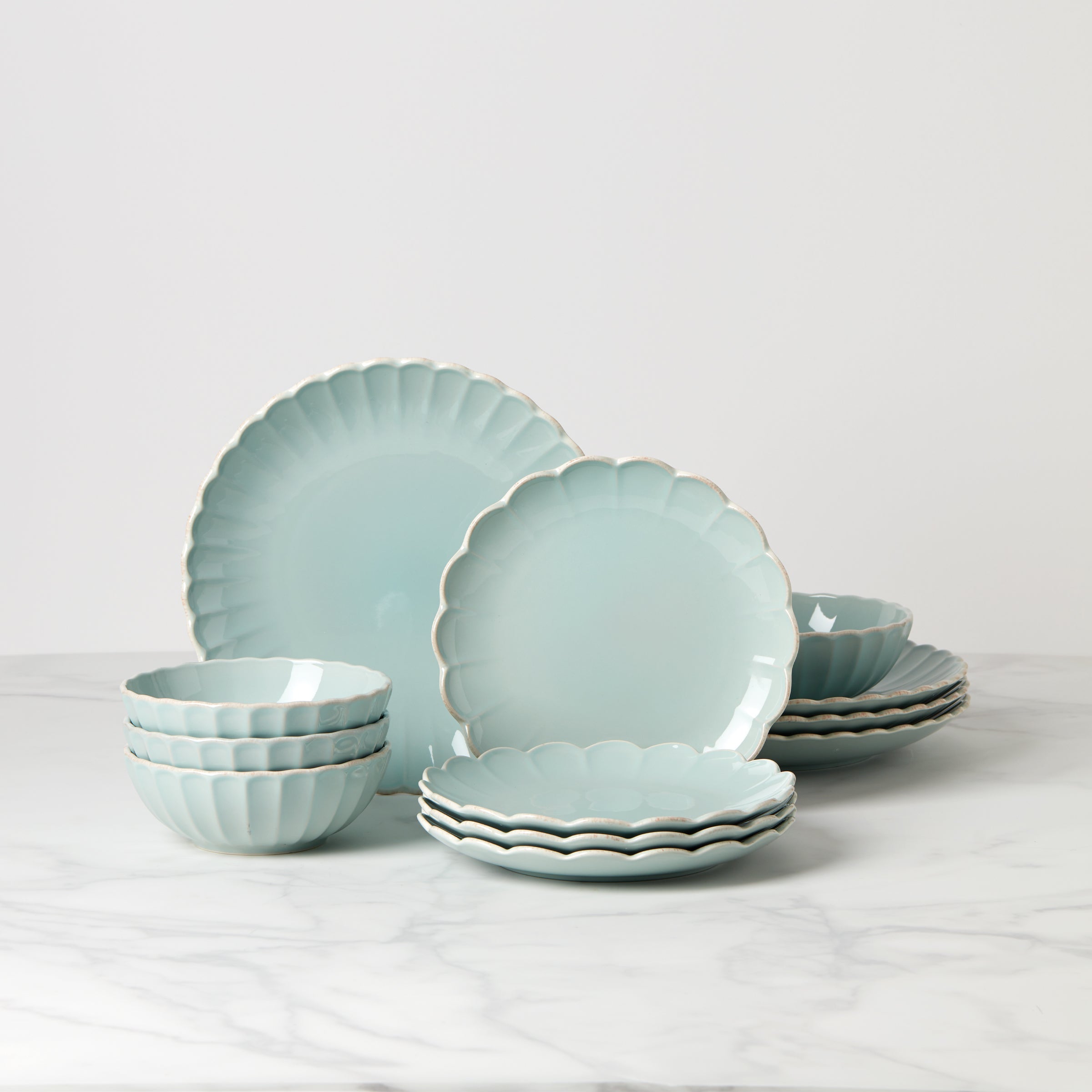 Lenox Westmore French Perle Scallop Ice Blue 12-Piece Dinnerware Set