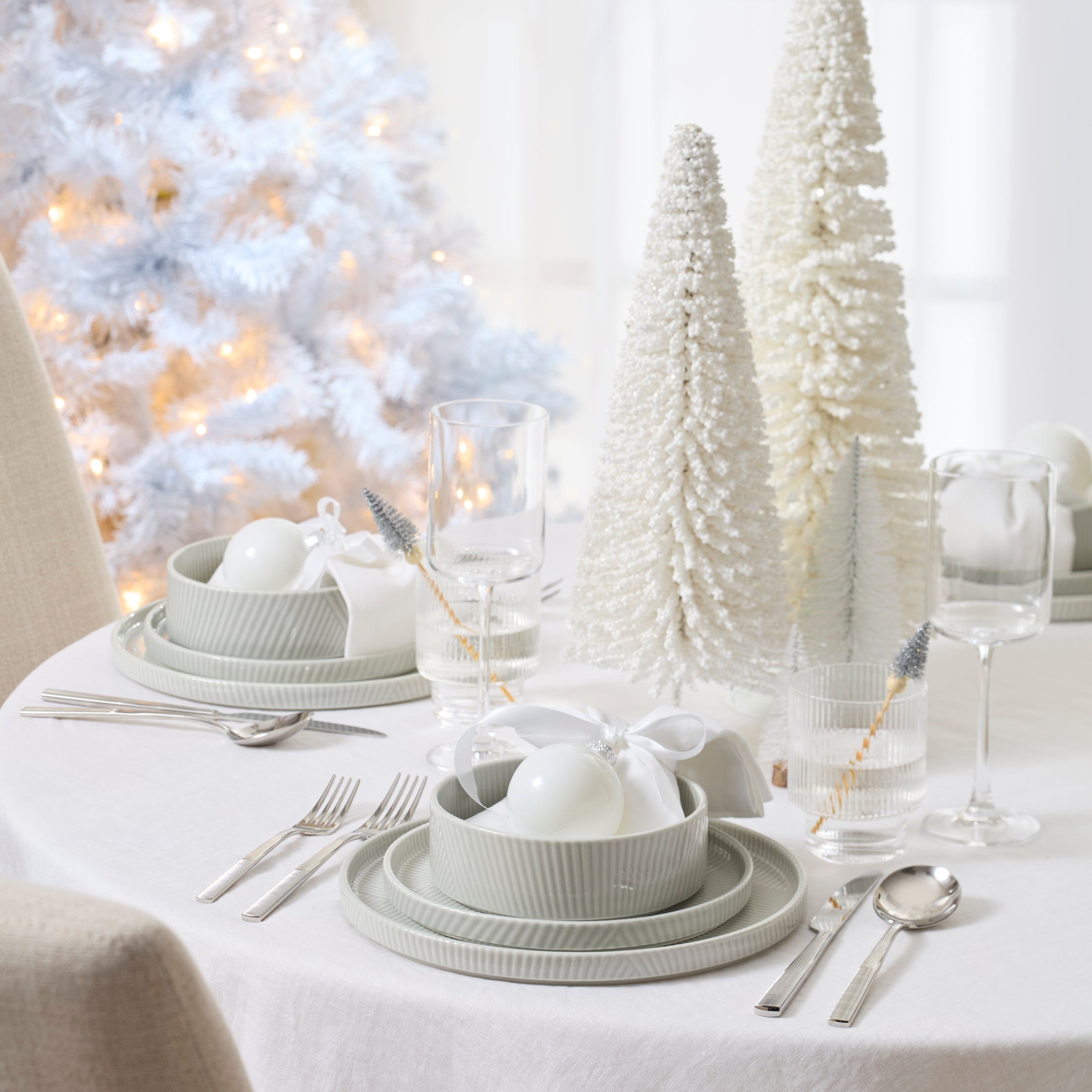 Lenox Westmore Modulus Vapor 18-Piece Dinnerware Set - Image 9
