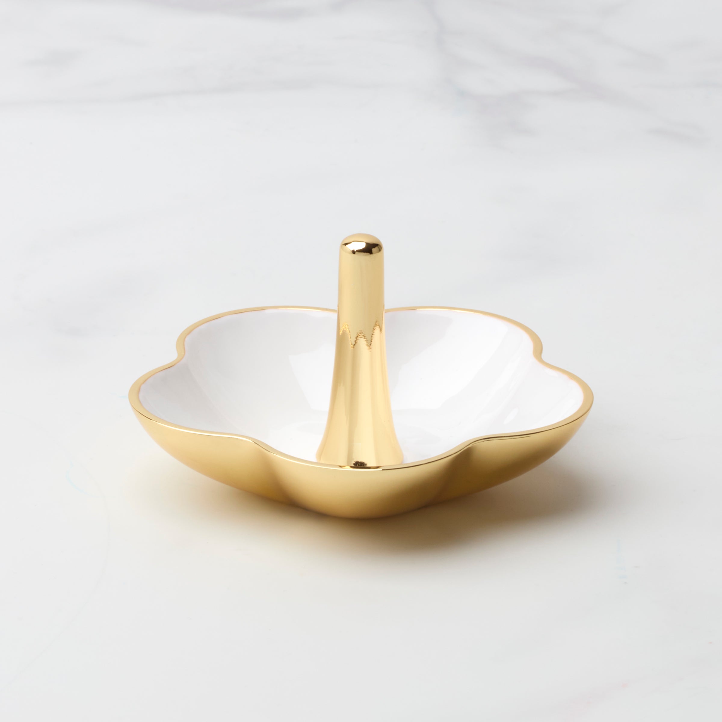 Lenox Westmore Make It Pop White Metal Ring Dish