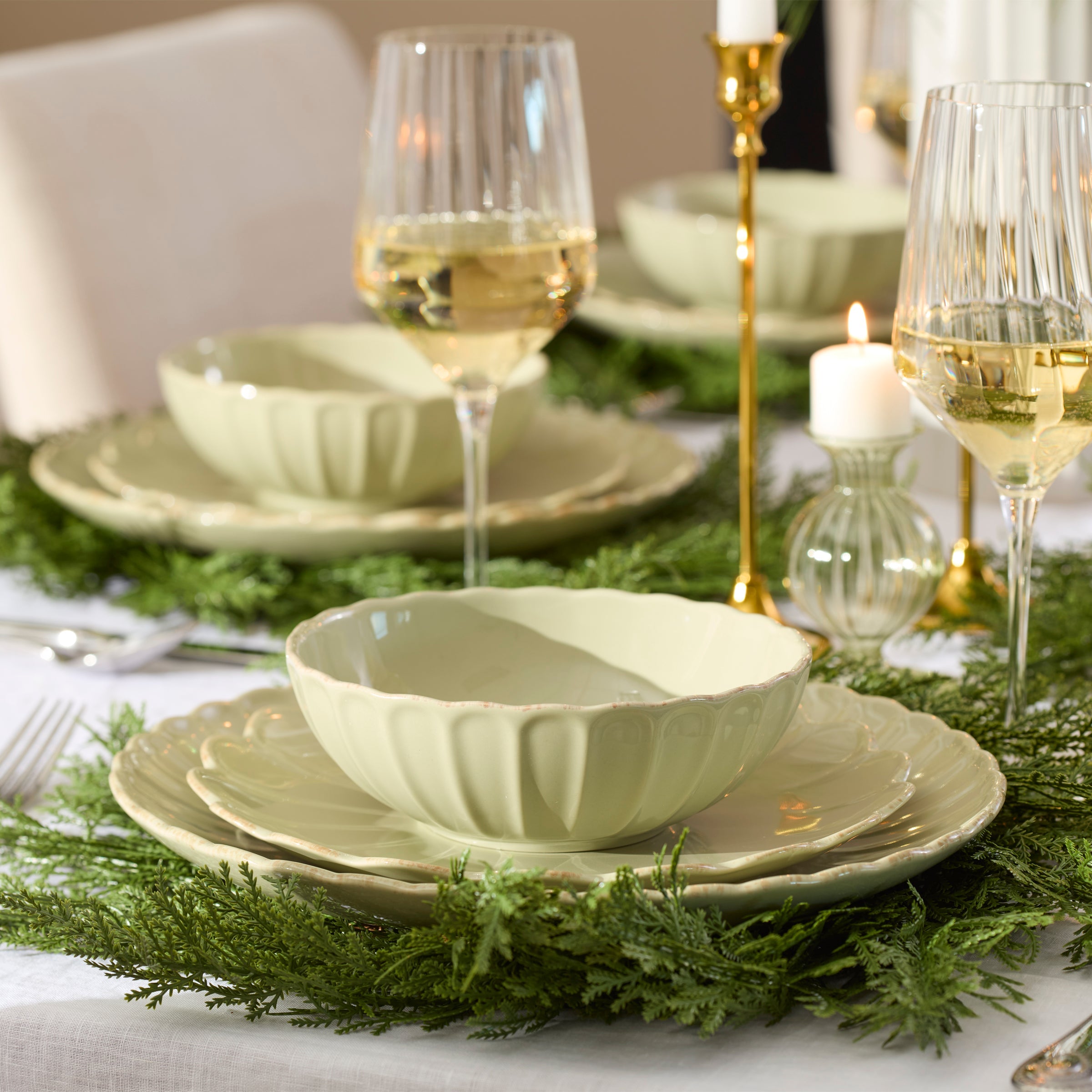 Lenox Westmore French Perle Scallop Matcha 24-Piece Dinnerware Set - Image 9