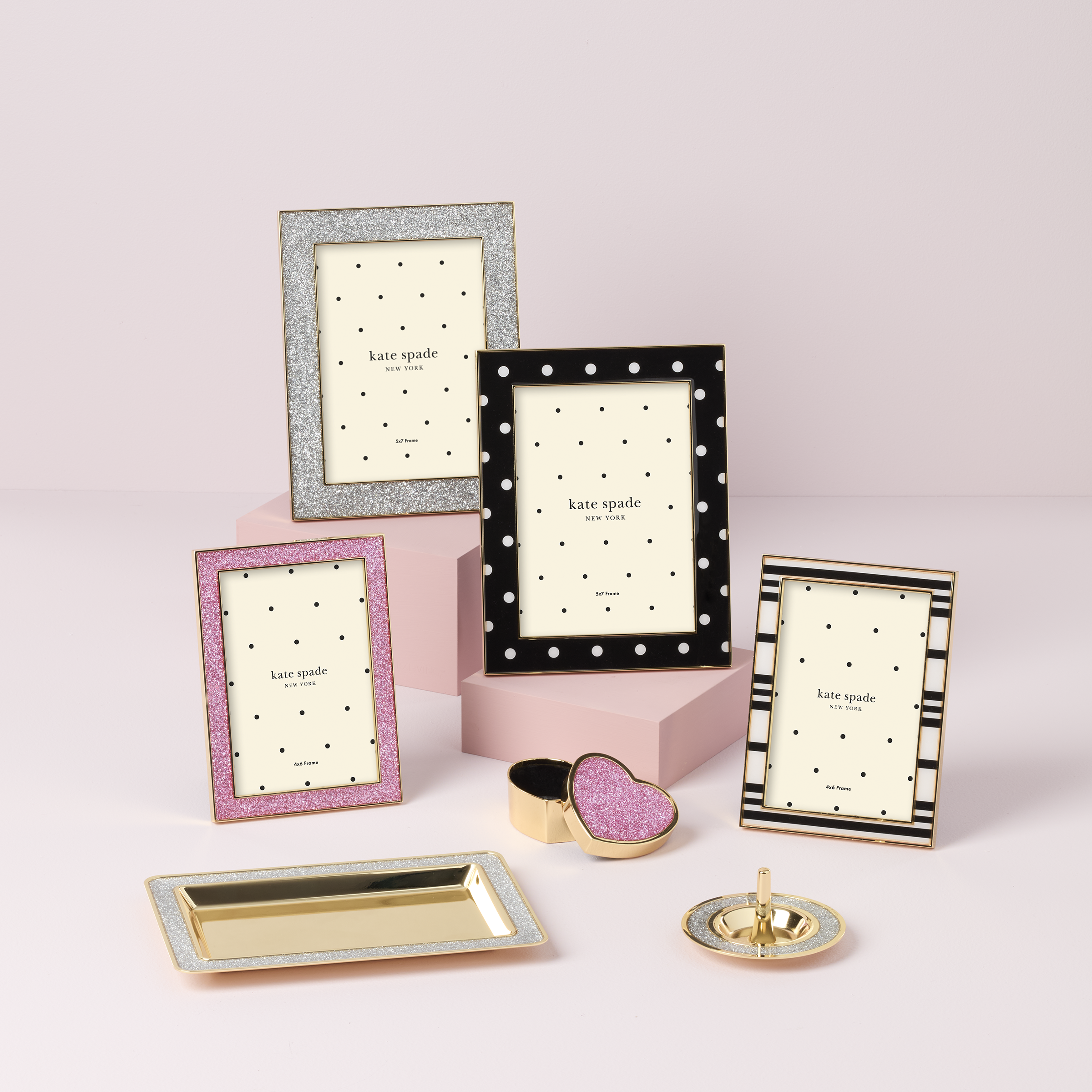 Lenox Westmore Sitting Pretty Pink Glitter Heart Box - Image 3