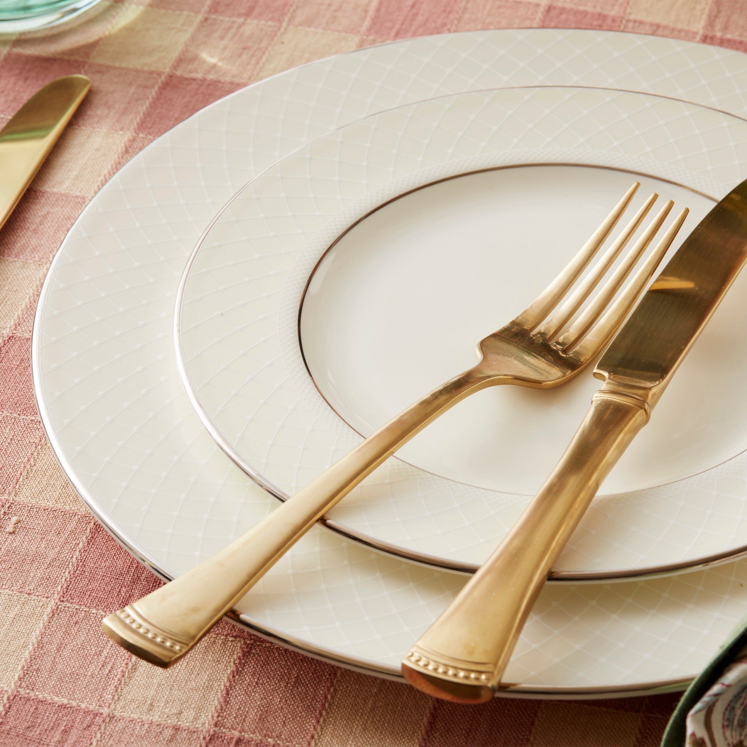 Lenox Westmore Venetian Lace 5-Piece Place Setting - Image 5